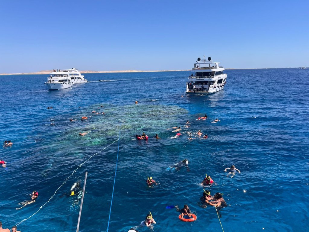 يخت فاخر — راس محمد والجزيرة البيضاء