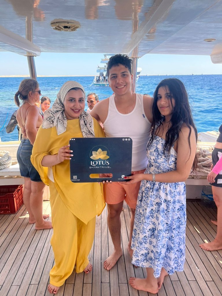يخت فاخر — راس محمد والجزيرة البيضاء