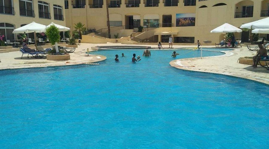 رويال نعمة باي
