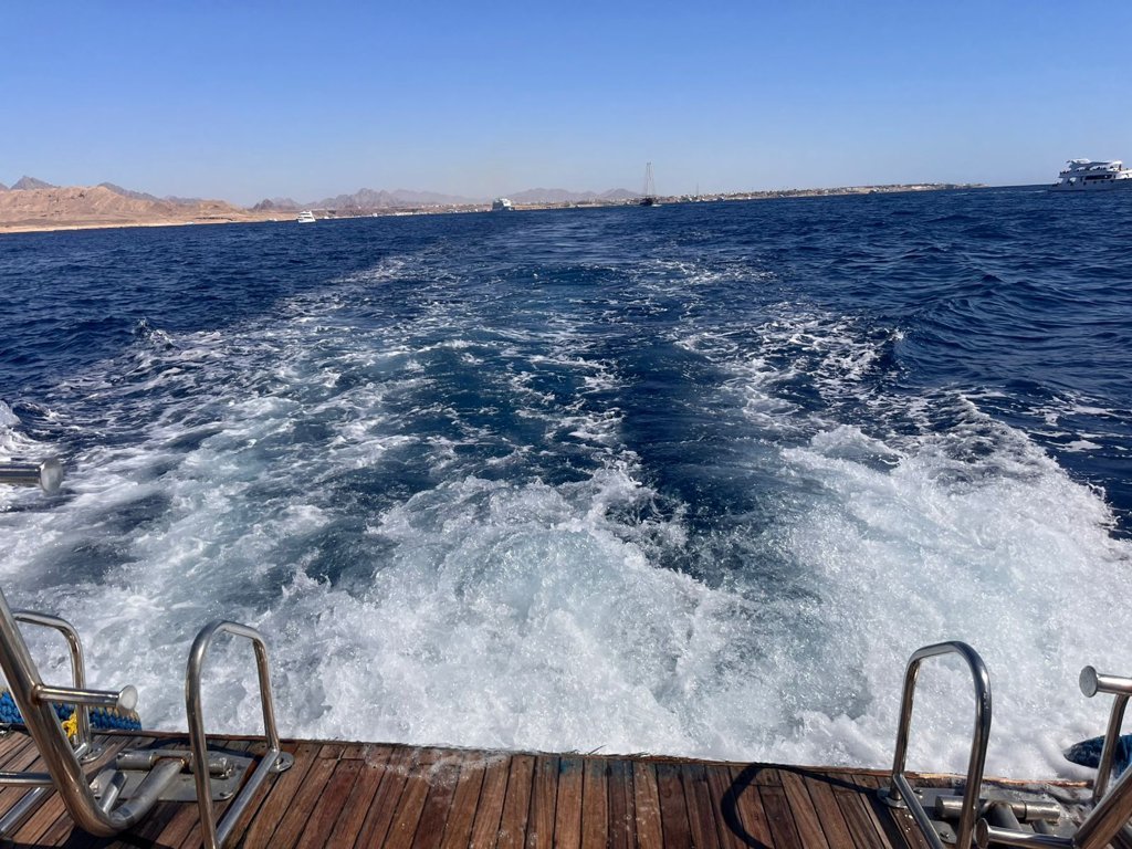يخت فاخر — راس محمد والجزيرة البيضاء
